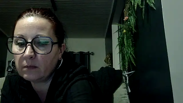 feline27 online show from March 2026 08:35:02 PM