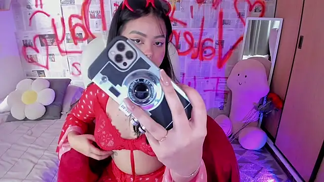 damn that booty online show from February 2025 02:00:01 PM