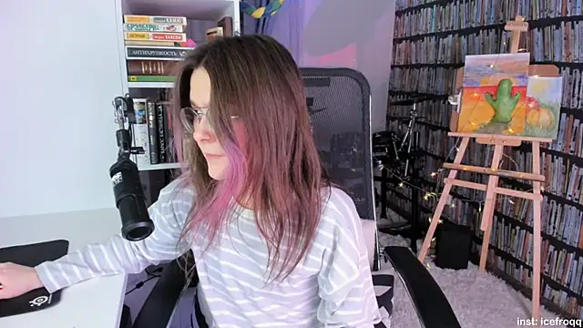 icefroqq online show from February 2025 09:31:01 PM