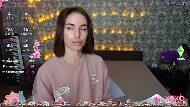 xx adrihanna xx online show from October 2025 03:14:01 PM