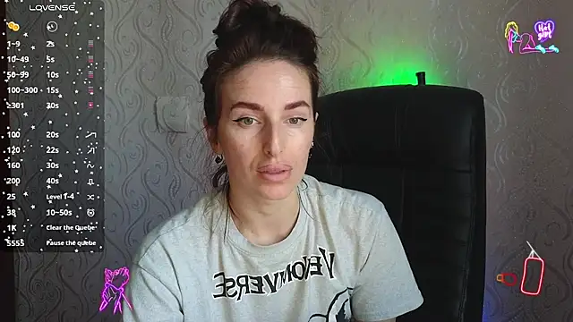 Snapshot of xx_adrihanna_xx chatting on June 2026 04:34:02 PM xx adrihanna xx online show from June 2026 04:34:02 PM
