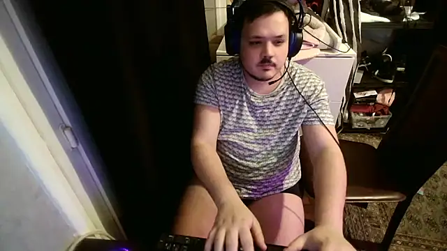 Bebemickey75 online show from February 2025 10:31:01 PM