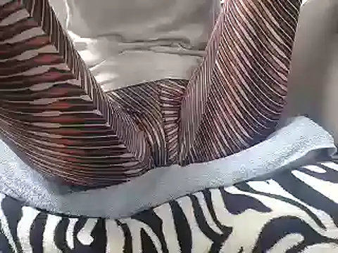 Snapshot of Web_Lady chatting on November 2025 09:42:01 AM Web Lady online show from November 2025 09:42:01 AM