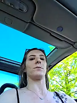 Ladykimberly XOXO online show from April 2026 03:01:01 PM