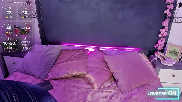 AmyMasson online show from December 2025 02:04:01 PM