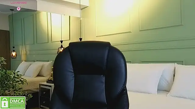 kataliina   online show from November 2025 11:53:01 AM