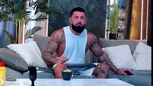 masterkingofmusclee online show from October 2025 05:39:02 AM