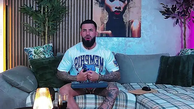 masterkingofmusclee online show from April 2026 07:58:02 PM