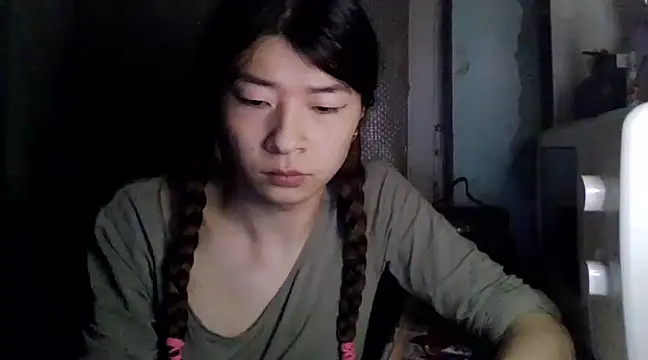 CarlyJoy online show from February 2025 03:30:02 PM