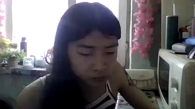 Snapshot of CarlyJoy chatting on April 2026 11:52:02 AM CarlyJoy online show from April 2026 11:52:02 AM
