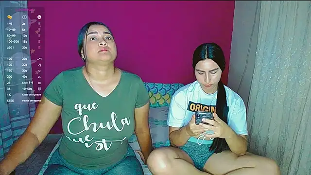 Snapshot of violeta_rous chatting on January 2025 06:25:01 AM violeta rous online show from January 2025 06:25:01 AM