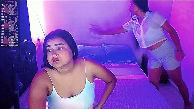 Snapshot of violeta_rous chatting on October 2025 12:18:02 PM violeta rous online show from October 2025 12:18:02 PM