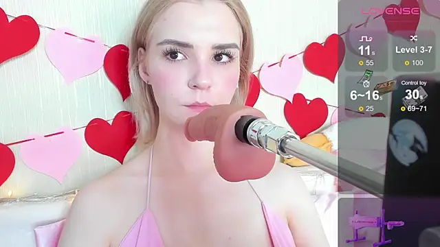 Kaya Devis online show from February 2025 04:47:01 AM