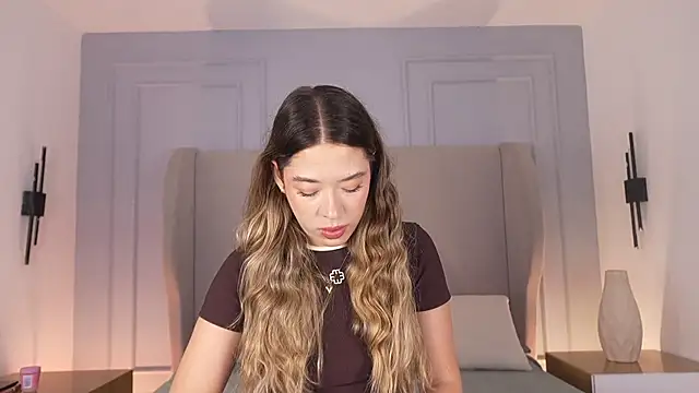 chloe d online show from July 2026 12:57:02 PM