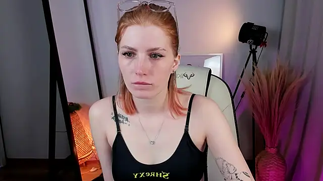 Mira  Blush online show from December 2024 01:38:02 PM