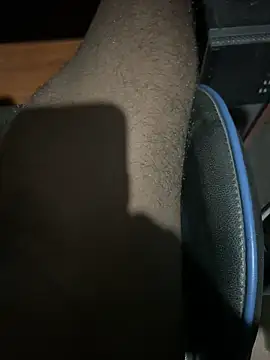 Snapshot of Yurt000 chatting on January 2025 07:07:02 PM Yurt000 online show from January 2025 07:07:02 PM