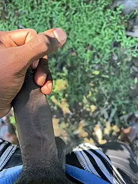 Snapshot of Yurt000 chatting on March 2025 08:15:02 AM Yurt000 online show from March 2025 08:15:02 AM