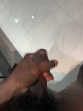 Snapshot of Yurt000 chatting on December 2025 12:54:01 PM Yurt000 online show from December 2025 12:54:01 PM