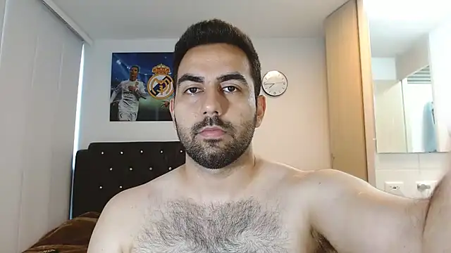 Snapshot of omarmohammedhot2 chatting on December 2024 02:06:02 PM omarmohammedhot2 online show from December 2024 02:06:02 PM
