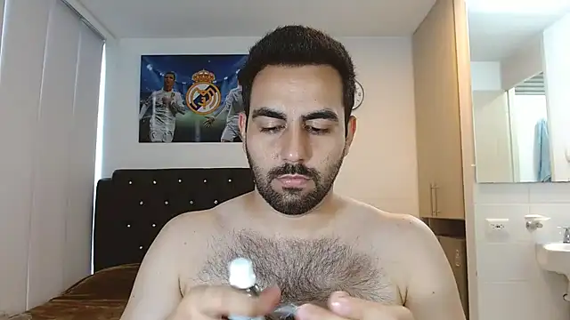 Snapshot of omarmohammedhot2 chatting on December 2024 03:03:01 PM omarmohammedhot2 online show from December 2024 03:03:01 PM
