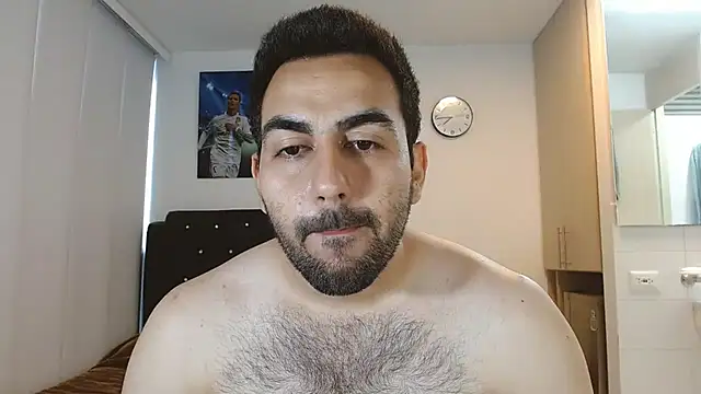 Snapshot of omarmohammedhot2 chatting on January 2025 01:47:01 PM omarmohammedhot2 online show from January 2025 01:47:01 PM