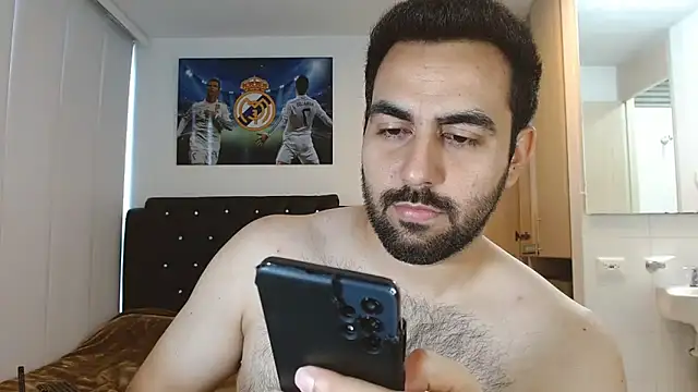 Snapshot of omarmohammedhot2 chatting on January 2025 01:58:01 PM omarmohammedhot2 online show from January 2025 01:58:01 PM