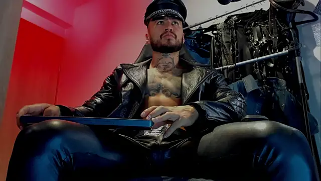 billyMayer  online show from December 2024 12:46:02 PM