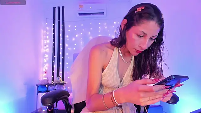 Snapshot of Gorgeous_Team chatting on February 2026 08:10:01 PM Gorgeous Team online show from February 2026 08:10:01 PM