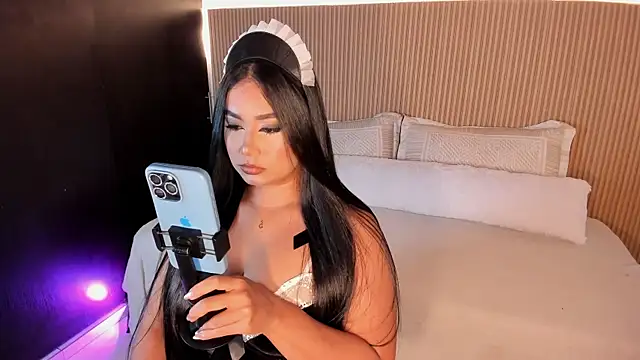 Snapshot of Gaby_Blaze chatting on October 2025 10:09:01 PM Gaby Blaze online show from October 2025 10:09:01 PM