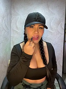 sexyyykloee online show from October 2025 02:56:02 AM