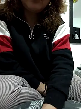 sweetcolibri online show from February 2025 09:52:02 PM