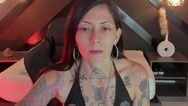 dark gotica online show from March 2026 07:09:01 PM