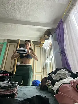Snapshot of Niky_777 chatting on May 2026 09:00:02 PM Niky 777 online show from May 2026 09:00:02 PM