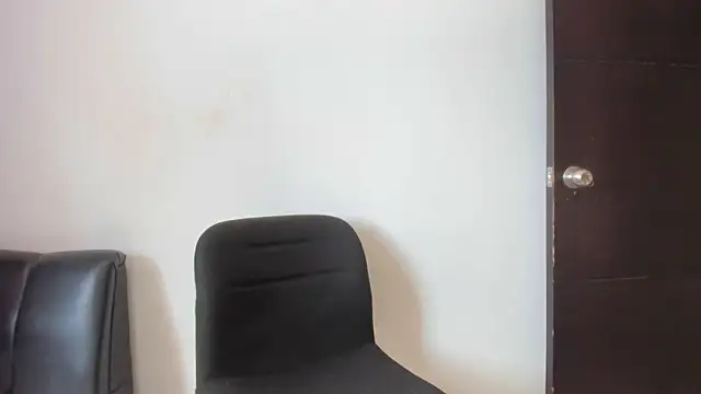 Snapshot of squirttati33 chatting on September 2025 04:51:02 PM squirttati33 online show from September 2025 04:51:02 PM