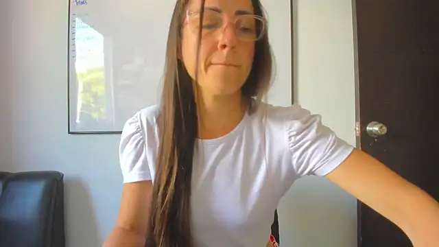 Snapshot of squirttati33 chatting on October 2025 02:24:02 PM squirttati33 online show from October 2025 02:24:02 PM