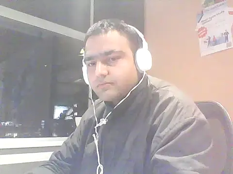 Snapshot of JohnBond009 chatting on January 2025 08:50:02 PM JohnBond009 online show from January 2025 08:50:02 PM