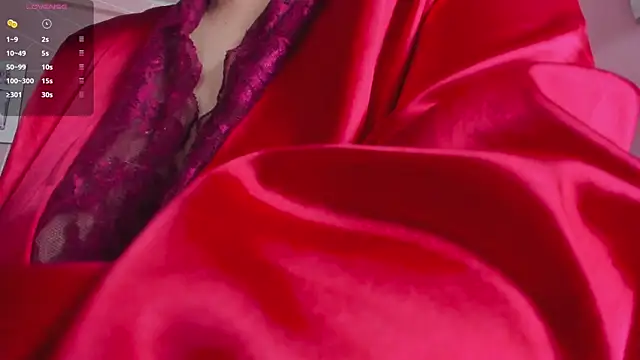 dolly zoe online show from November 2025 10:23:01 PM