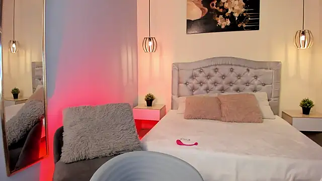 ayshel   online show from March 2025 05:31:01 AM