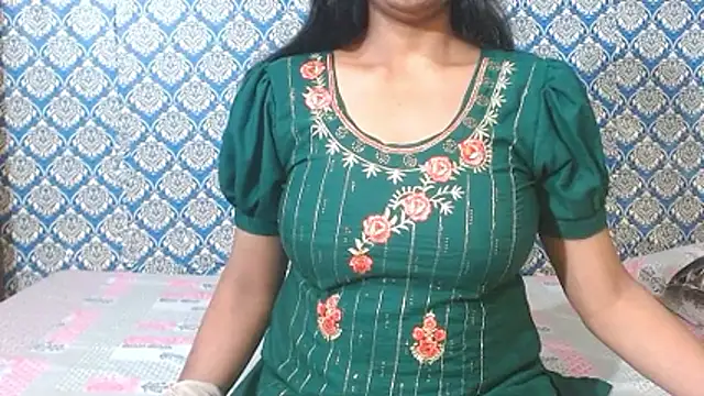 nikitahot3 online show from March 2026 08:43:01 AM