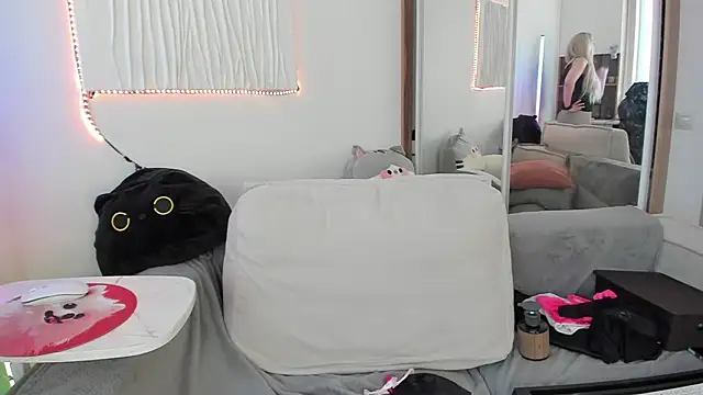 CarolMay online show from March 2026 07:14:02 AM