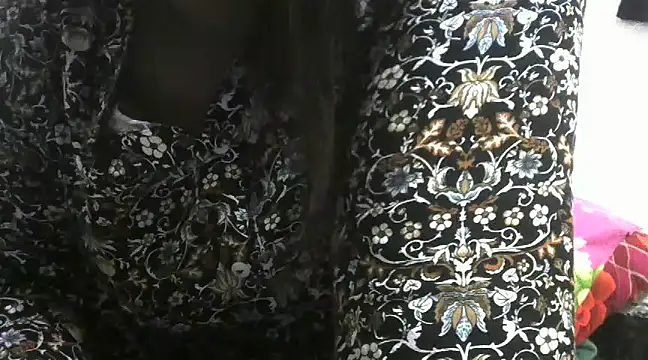 Snapshot of shekira99 chatting on January 2025 07:17:02 PM shekira99 online show from January 2025 07:17:02 PM