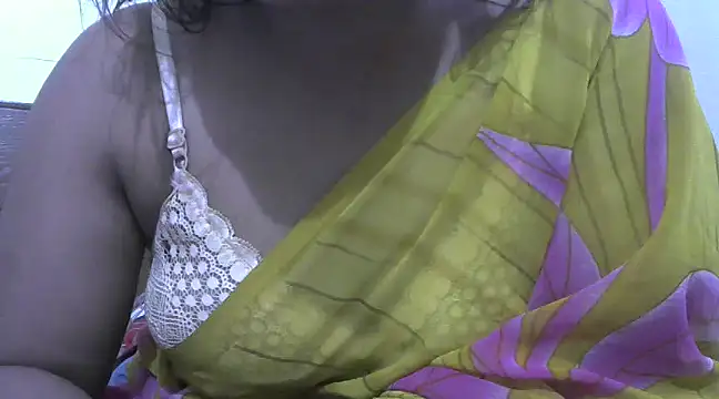 Snapshot of shekira99 chatting on February 2025 02:09:02 AM shekira99 online show from February 2025 02:09:02 AM