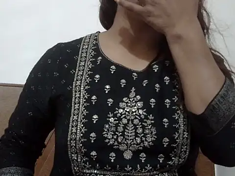 Snapshot of shekira99 chatting on October 2025 07:34:01 PM shekira99 online show from October 2025 07:34:01 PM