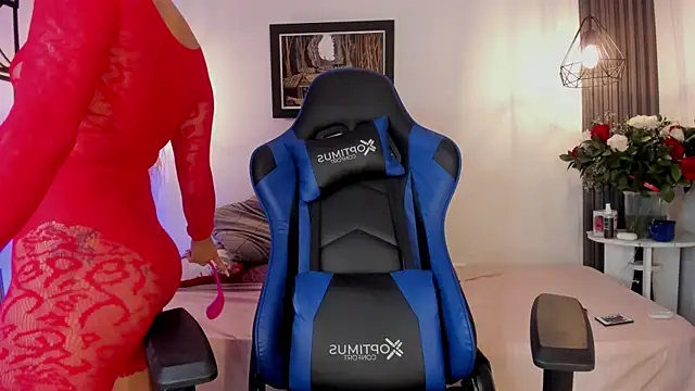 valerycolins online show from December 2024 10:26:02 PM