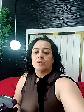 lucia vonne  online show from January 2025 02:11:01 PM