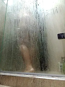 lucia vonne  online show from September 2025 11:20:02 AM