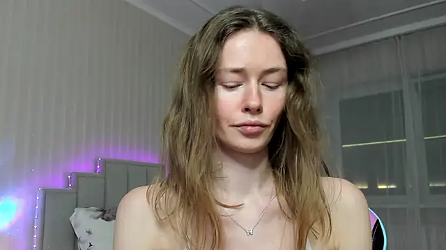 ooksiiii online show from February 2026 09:26:02 PM