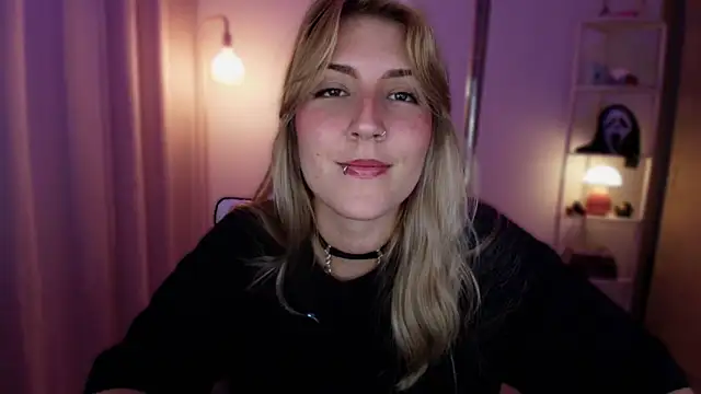 Dakotaa  online show from April 2026 02:09:02 AM