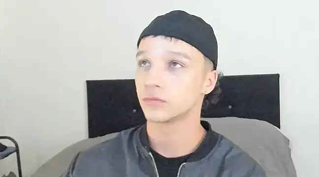 angelcortes online show from December 2024 12:38:02 PM