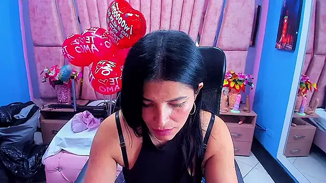 HornySkinny26 online show from December 2025 10:31:01 AM